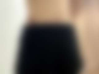 Live cam show with ZenaMelodia - Lush Blonde Hair on Milfs Live