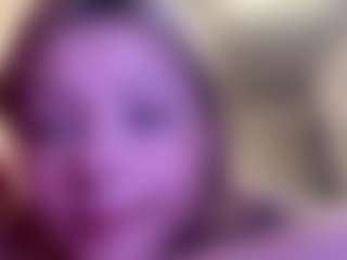 Live cam show with ZenaMelodia - Petite on Soda Cam