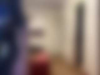 Live cam show with ZenaMelodia - Smoking on Camsoda