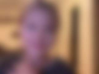 Live cam show with ZenaMelodia - Eating Pussy on Camsoda