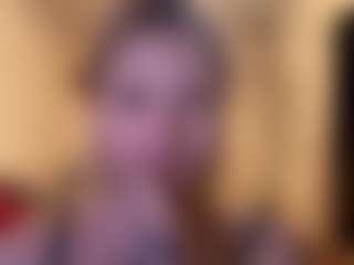 Live cam show with ZenaMelodia - Eating Pussy on Camsoda