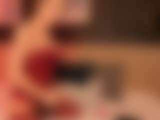 AdeleNovak MILF webcam performer live streaming