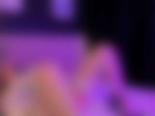 Live cam show with AdeleNovak - Mature on Soda Cam