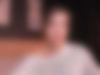 Live cam show with AdeleNovak - Ass Clapping on livesuperchat.net