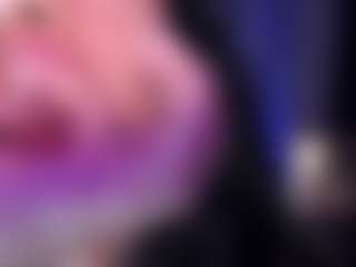 AllieBennet's Live Sex Cam Show