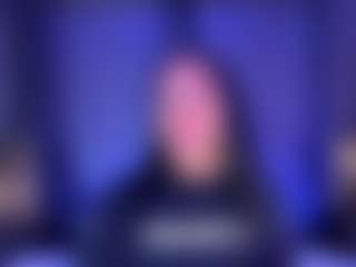 Live cam show with AllieBennet - Mature on Latina Girls