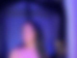 Live cam show with AllieBennet - Lovense MILF on MyBangCams