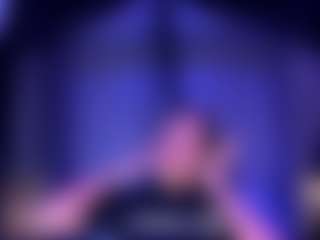 Live cam show with AllieBennet - Tease Mature on SmokeAndPoke