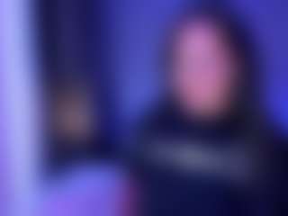 Live cam show with AllieBennet - New Brown Eyes on ObeyMaria
