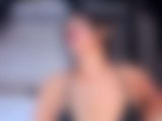 Live cam show with AllieBennet - Squirt on CamSodaAdn
