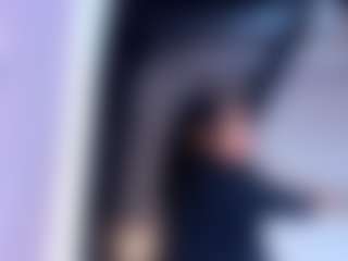 Live cam show with AllieBennet - Small Tits on Lustler