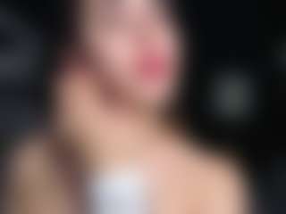 Live cam show with Cardi - Shaved Pussy on StripNow