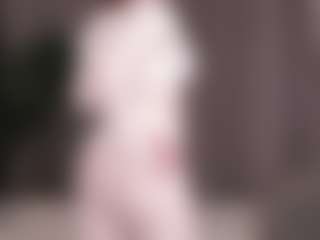 Live cam show with Cardi - Interactivetoy Granny on SinfulBabes