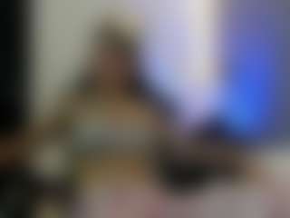 Live cam show with cami-greedy - New Tattoos on Gym Cam Girls