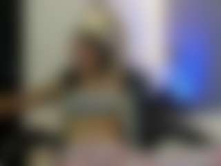 Live cam show with cami-greedy - Body Massage on Latina Girls