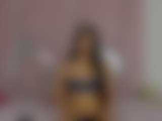 Live cam show with Carlota - Big Ass on PervPlay.com