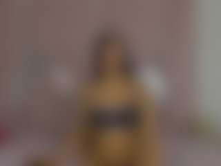 Live cam show with Carlota - Big Ass on chickslive.net