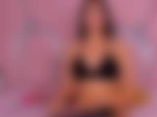 Live cam show with Carlota - Handjob on Cam Slut
