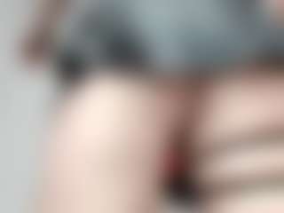 RosyYFoxy's Live Sex Cam Show