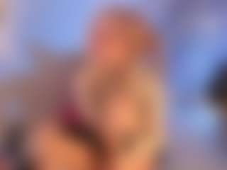 Live cam show with katemoss70 - Body Massage on Fling VIP Chat