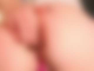 Live cam show with katemoss70 - Brown Hair Petite on milfzrlive.com