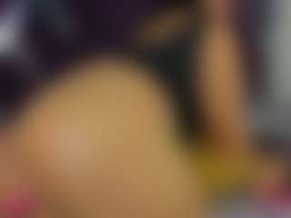 Kiara2asm's Live Sex Cam Show