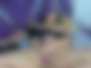 Kiara2asm's Live Sex Cam Show