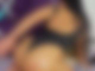 Kiara2asm's Live Sex Cam Show