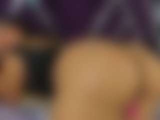 Kiara2asm's Live Sex Cam Show