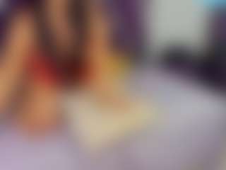 Kiara2asm's Live Sex Cam Show