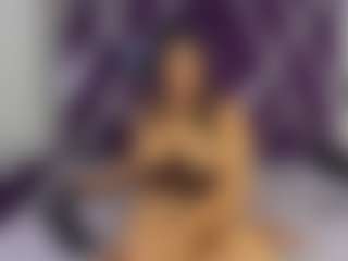 Live cam show with Kiara2asm - Fingers on crypto-cams