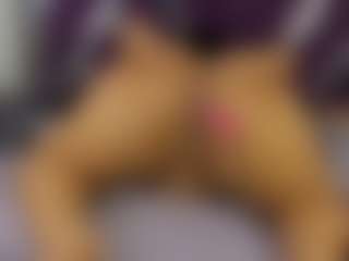 Live cam show with Kiara2asm - Cowgirl on Camiplay Live