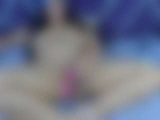Kiara2asm's Live Sex Cam Show