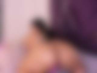 Live cam show with Kiara2asm - Public MILF on xfollow cams