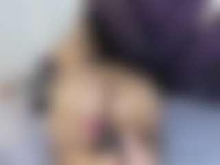 Kiara2asm's Live Sex Cam Show