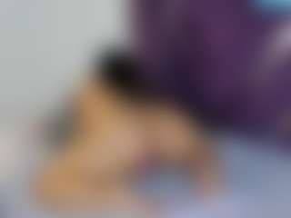 Live cam show with Kiara2asm - Oil on Camsoda