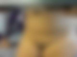 Kiara2asm's Live Sex Cam Show