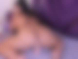 Live cam show with Kiara2asm - Handjob on Camsoda