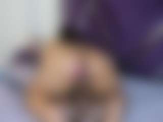 Live cam show with Kiara2asm - Public on eurowanks.com