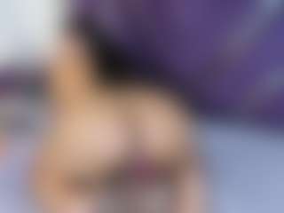 Live cam show with Kiara2asm - Latina on Camsoda | colombia