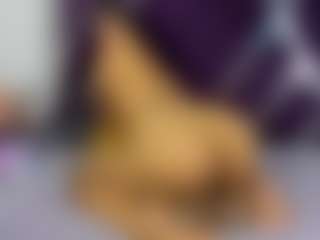 Kiara2asm's Live Sex Cam Show