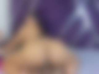 Kiara2asm's Live Sex Cam Show
