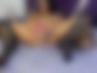Live cam show with Kiara2asm - Public on Dare Cams