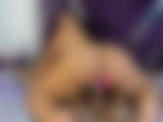 Kiara2asm's Live Sex Cam Show