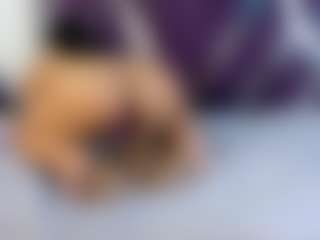 Kiara2asm's Live Sex Cam Show