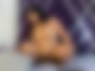 Kiara2asm's Live Sex Cam Show