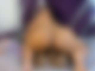 Live cam show with Kiara2asm - Oil on Camsoda