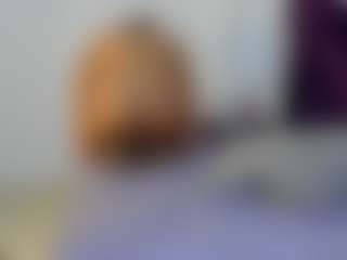 Kiara2asm MILF webcam performer live streaming