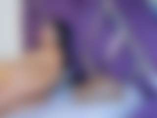 Live cam show with Kiara2asm - Ass Bouncing on Milfs Live