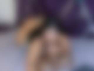Live cam show with Kiara2asm - Facial on PervPlay.com